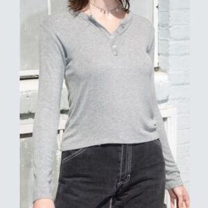 Brandy Melville Callan Gray Button Front Henley Long Sleeve Top